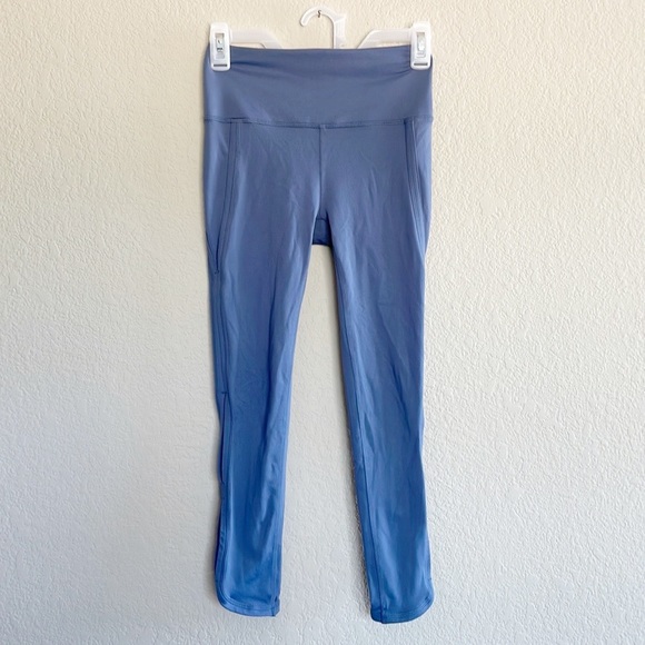 Free People Movement Cut Out Mid Rise Cropped Infinity Leggings, Size XS - Picture 3 of 9